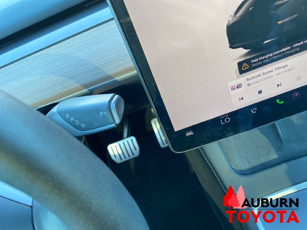 Used 2023 Tesla Model Y Long Range AWD/4WD image 14
