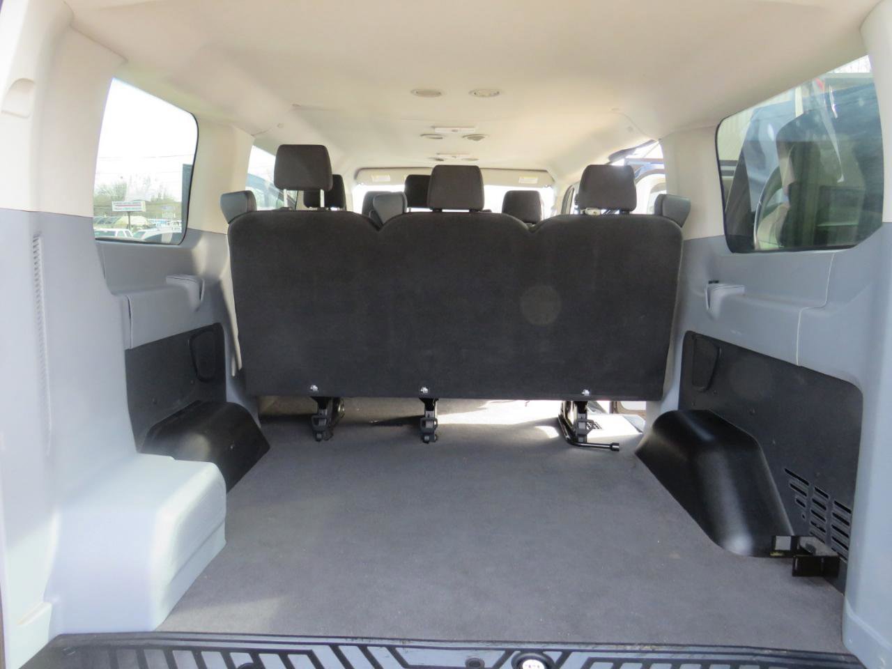 Used 2018 Ford Transit 150 XL RWD image 29