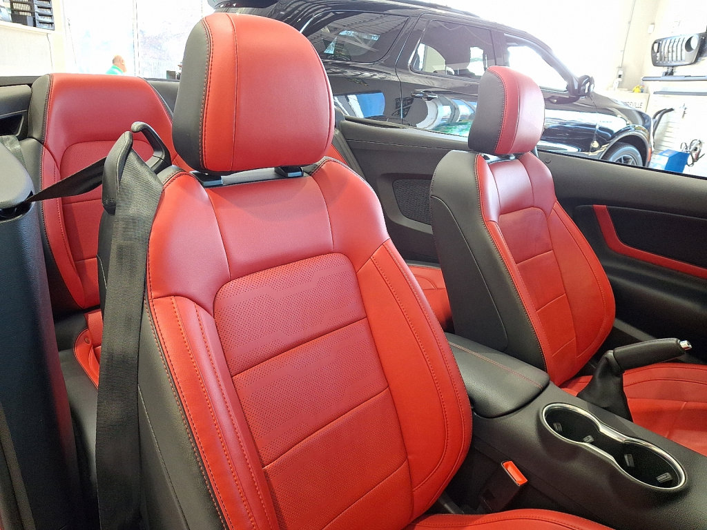 Used 2023 Ford Mustang GT Premium w/ GT Performance Package image 13