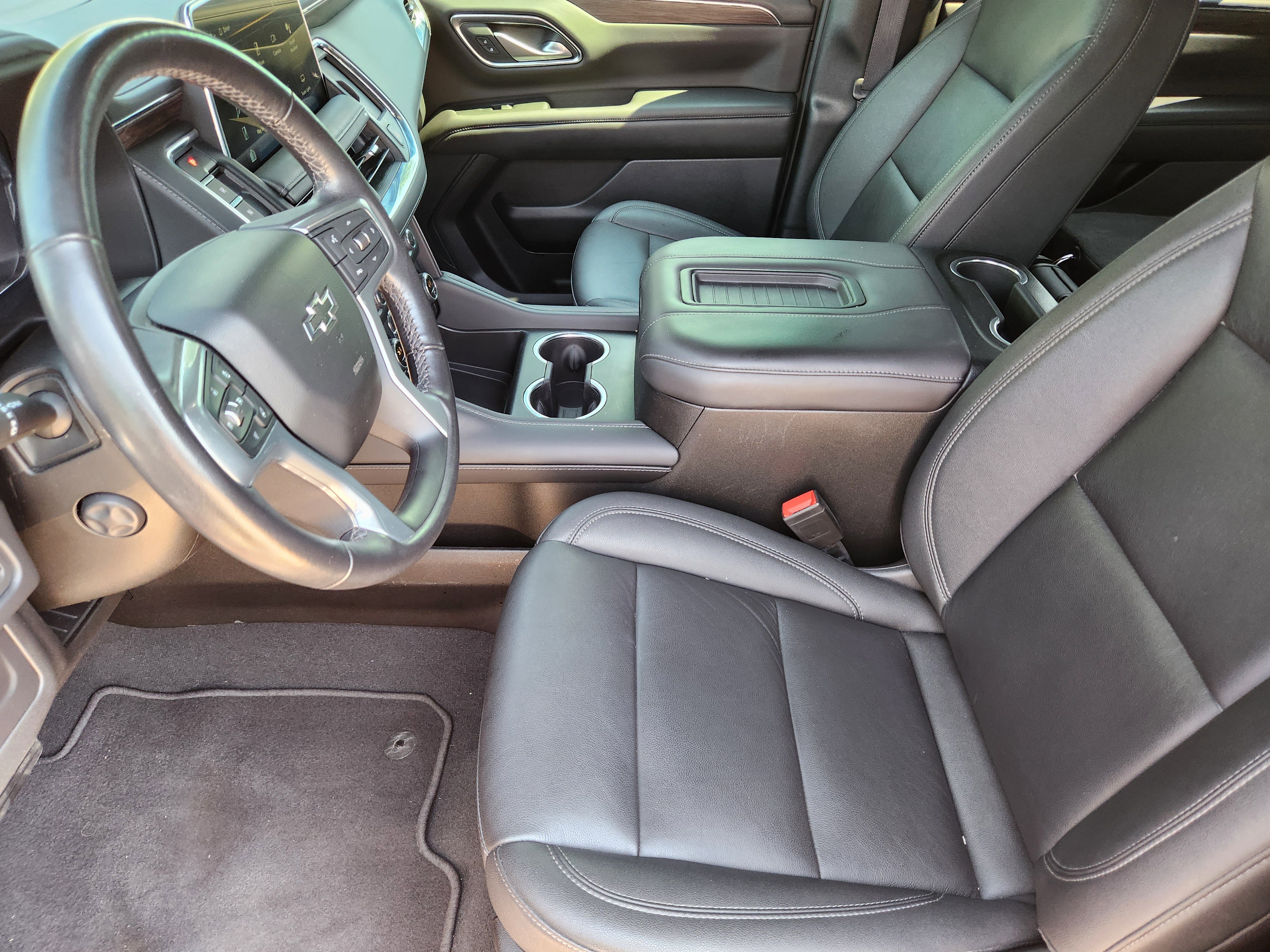 Certified 2022 Chevrolet Tahoe Z71 w/ Luxury Package image 13