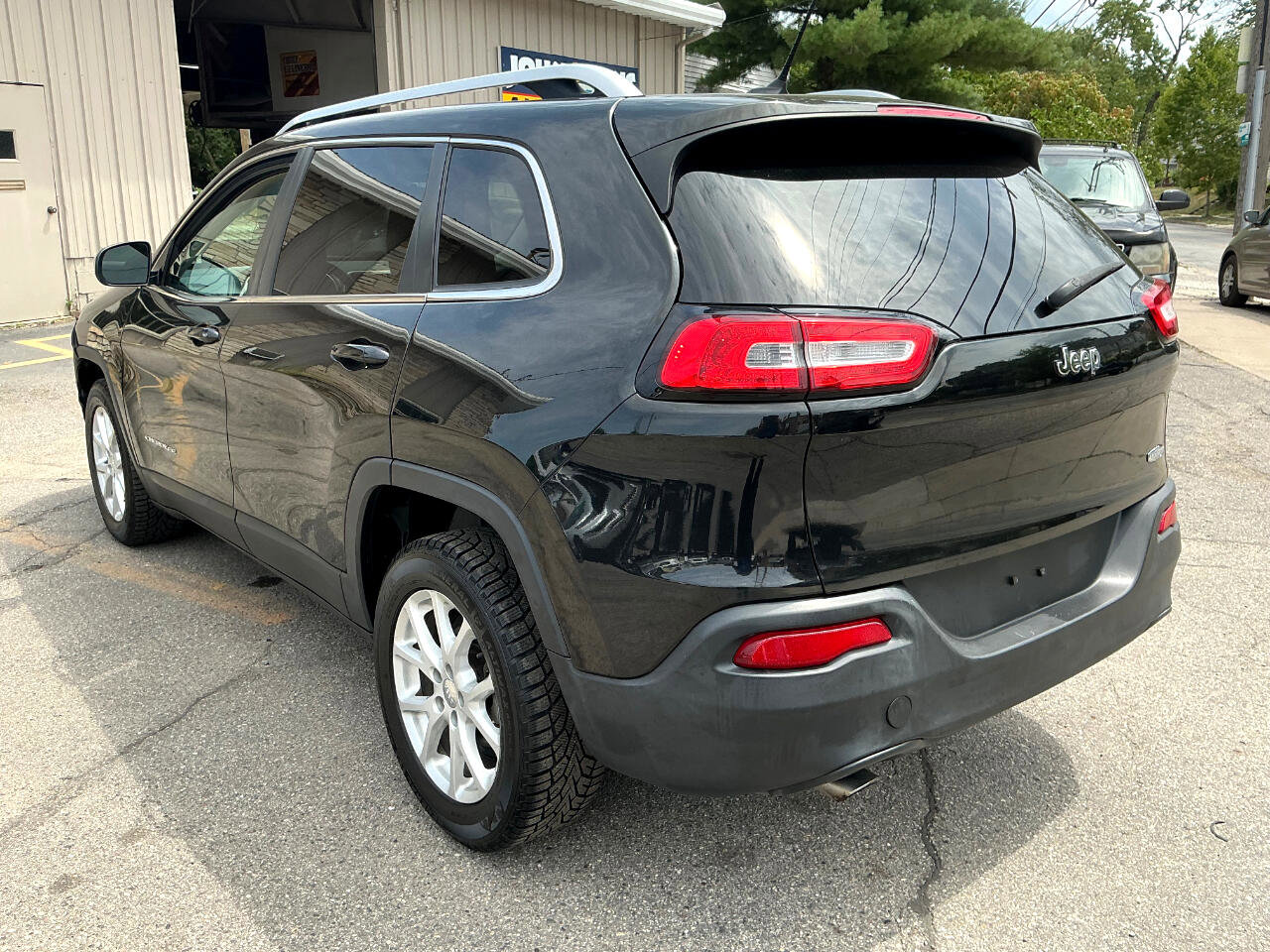 Used 2014 Jeep Cherokee Latitude image 5
