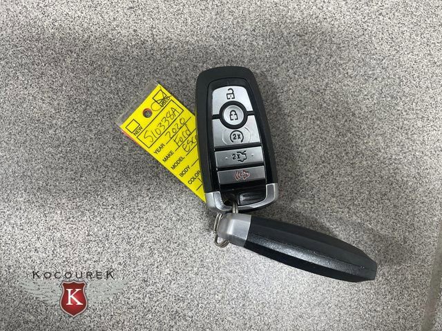 Used 2020 Ford Escape Titanium image 26