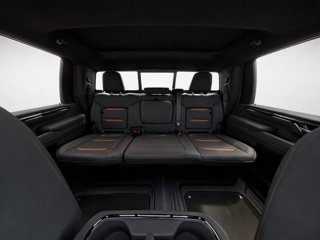New 2026 GMC Sierra 2500 AT4 w/ AT4 Premium Plus Package AWD/4WD image 28