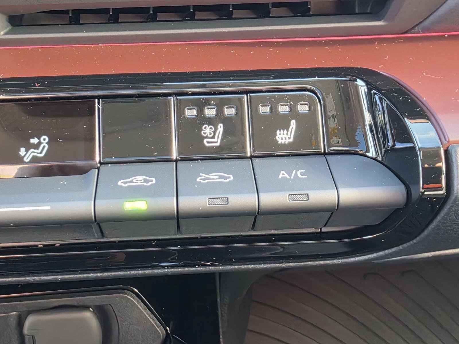 New 2026 Toyota Prius Plug-In Hybrid image 26