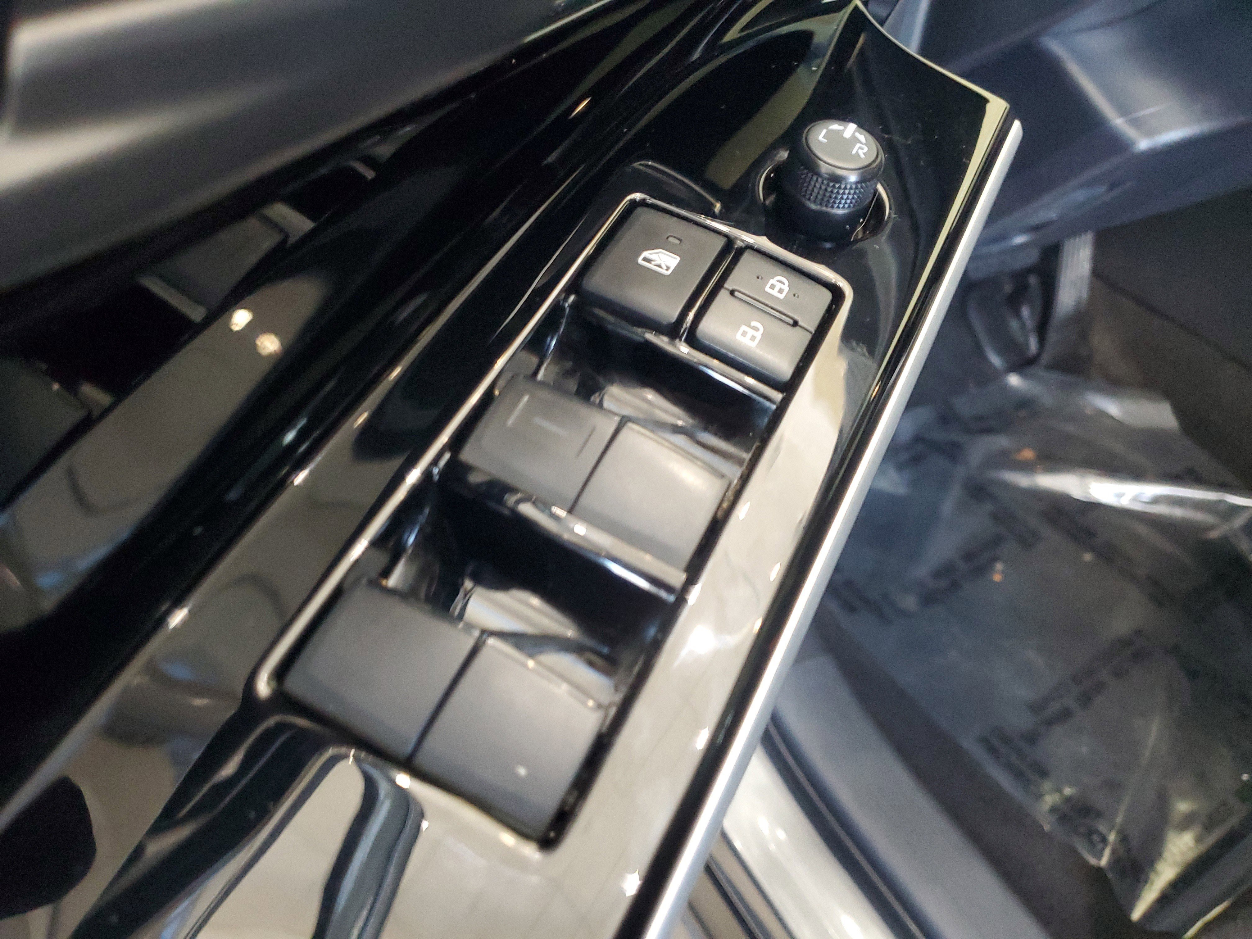 Used 2024 Toyota bZ4X XLE image 18