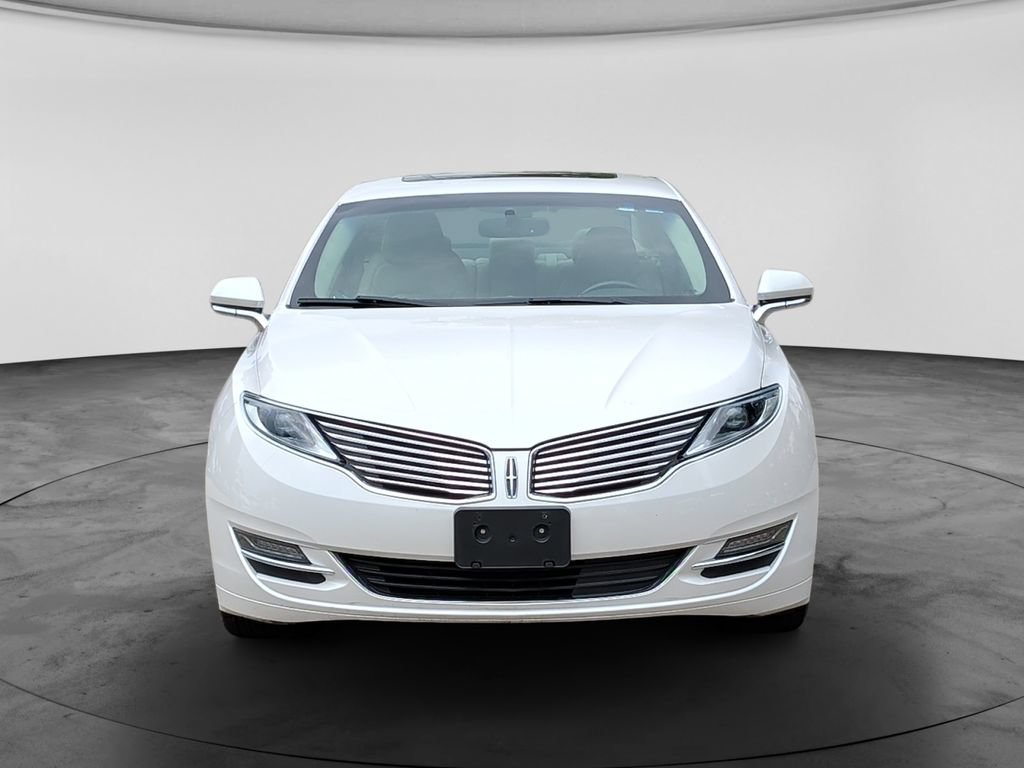 Used 2016 Lincoln MKZ w/ Equipment Group 300A Reserve FWD image 2