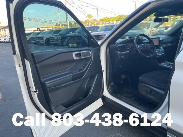 Used 2020 Ford Explorer XLT w/ Class III Trailer Tow Package AWD/4WD image 4