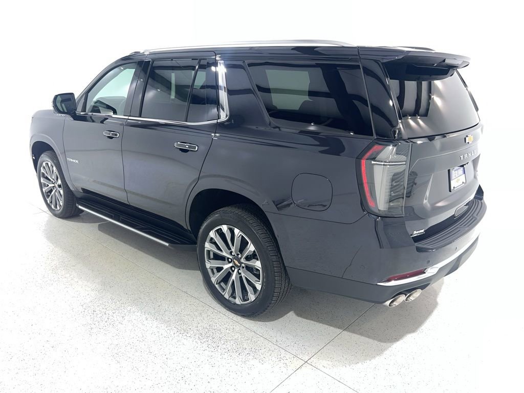 Used 2025 Chevrolet Tahoe High Country image 3