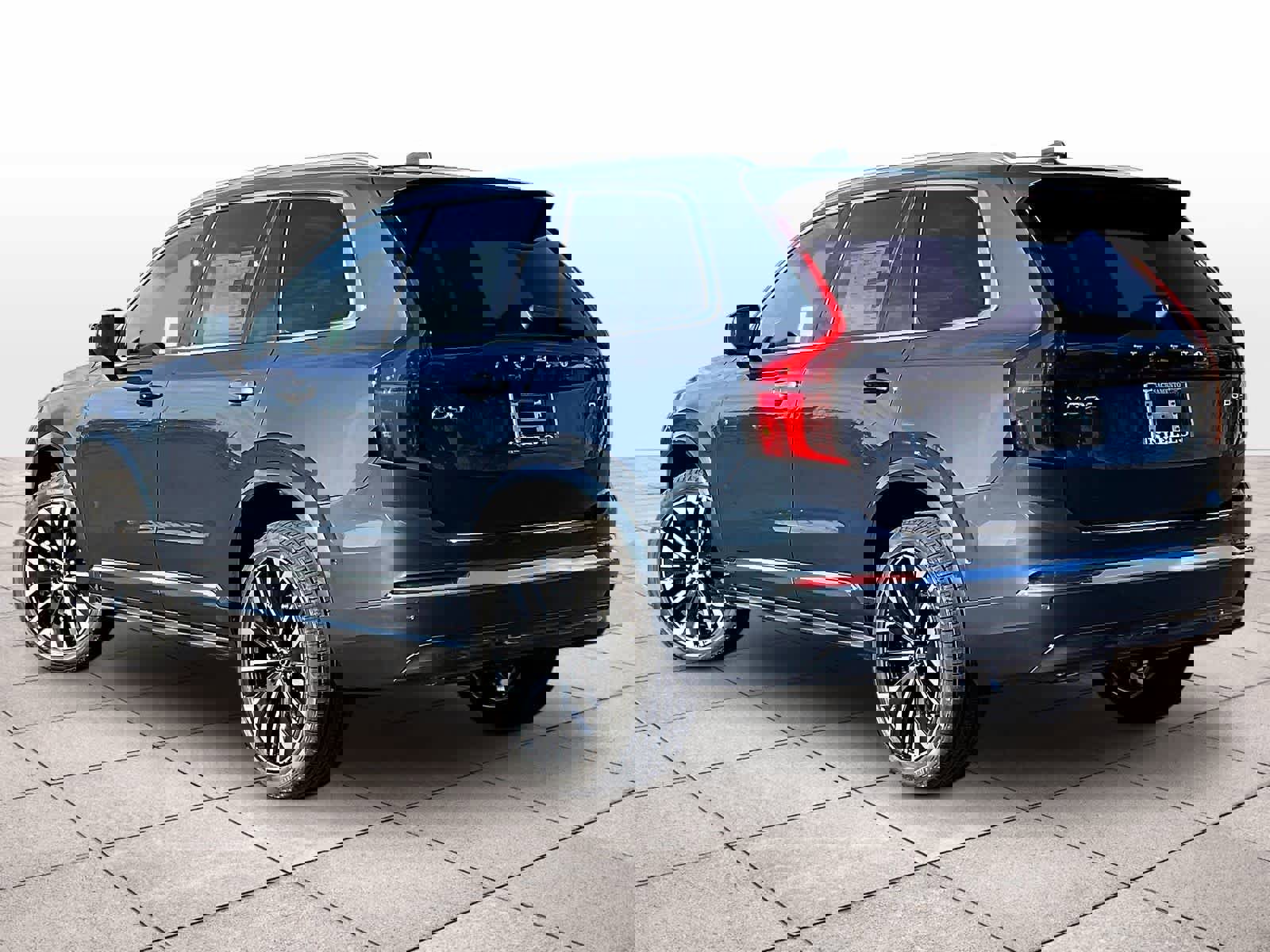 New 2026 Volvo XC90 B6 Plus w/ Protection Package Premier image 3