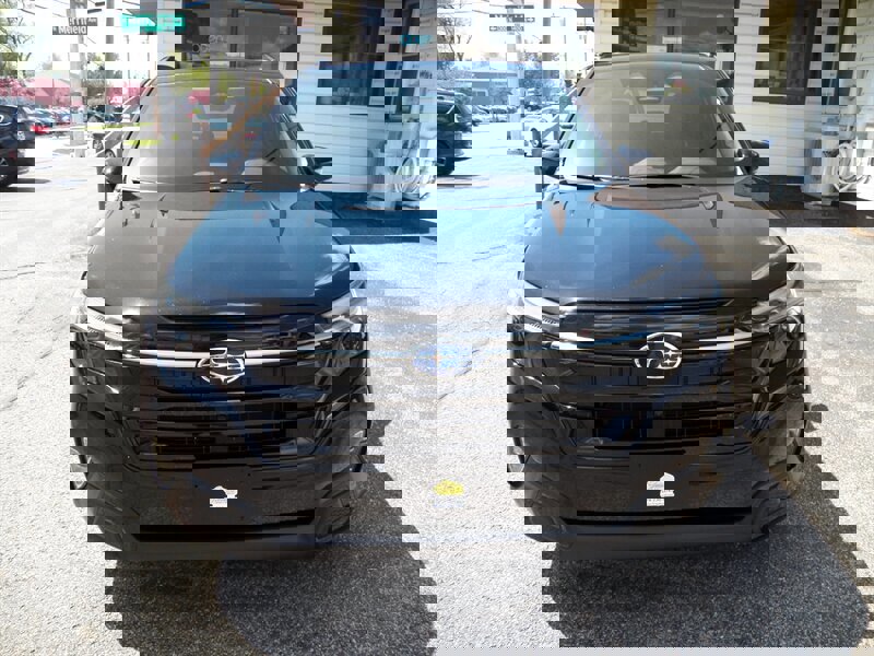 Used 2025 Subaru Forester Touring w/ Popular Package - Touring AWD/4WD image 5