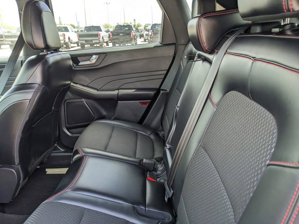 Used 2025 Ford Escape ST-Line Elite image 20