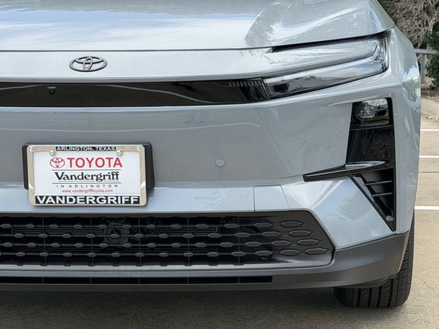 New 2026 Toyota C-HR AWD/4WD image 9