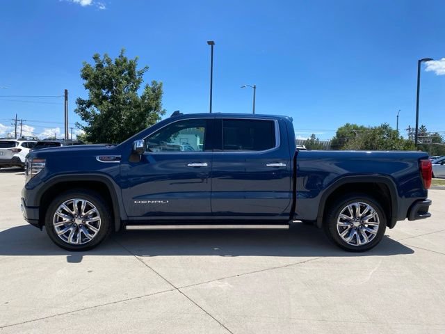 Used 2023 GMC Sierra 1500 Denali w/ Denali Reserve Package AWD/4WD image 2