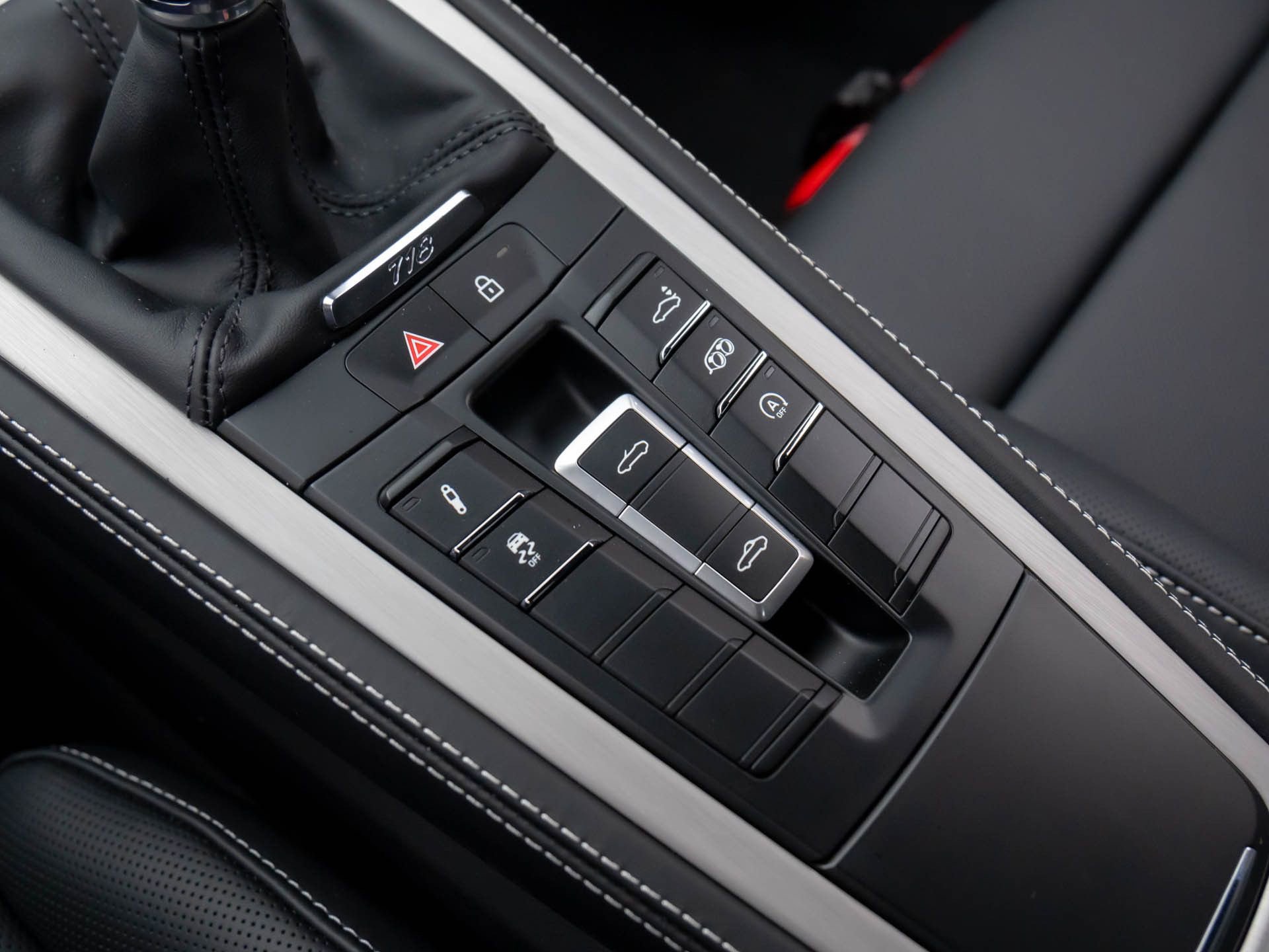 New 2025 Porsche 718 Boxster image 25