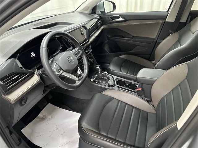 Used 2022 Volkswagen Taos SEL image 14