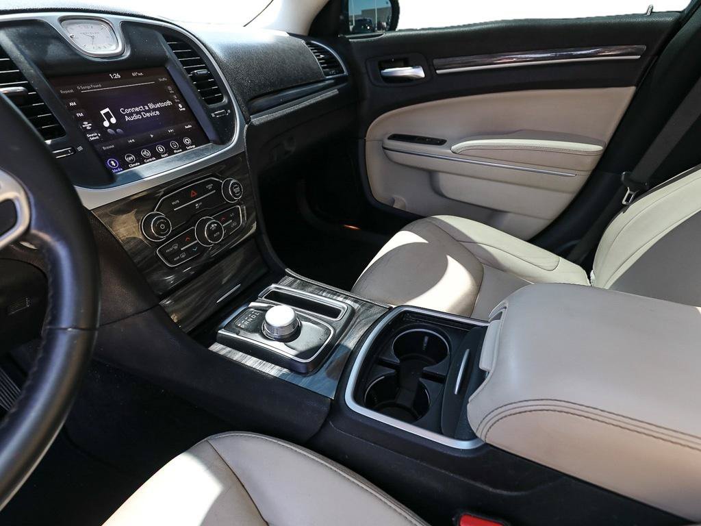 Used 2020 Chrysler 300 Touring L w/ Quick Order Package 2EF RWD image 19