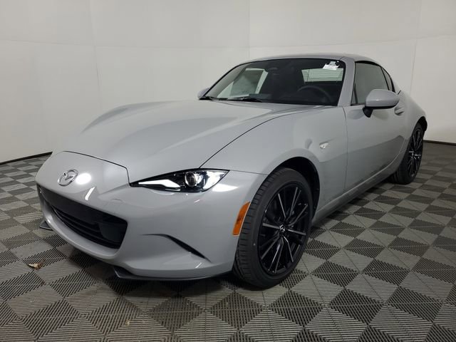 New 2026 MAZDA MX-5 Miata RF Grand Touring RWD image 3