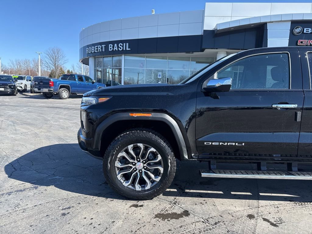New 2026 GMC Canyon Denali image 5