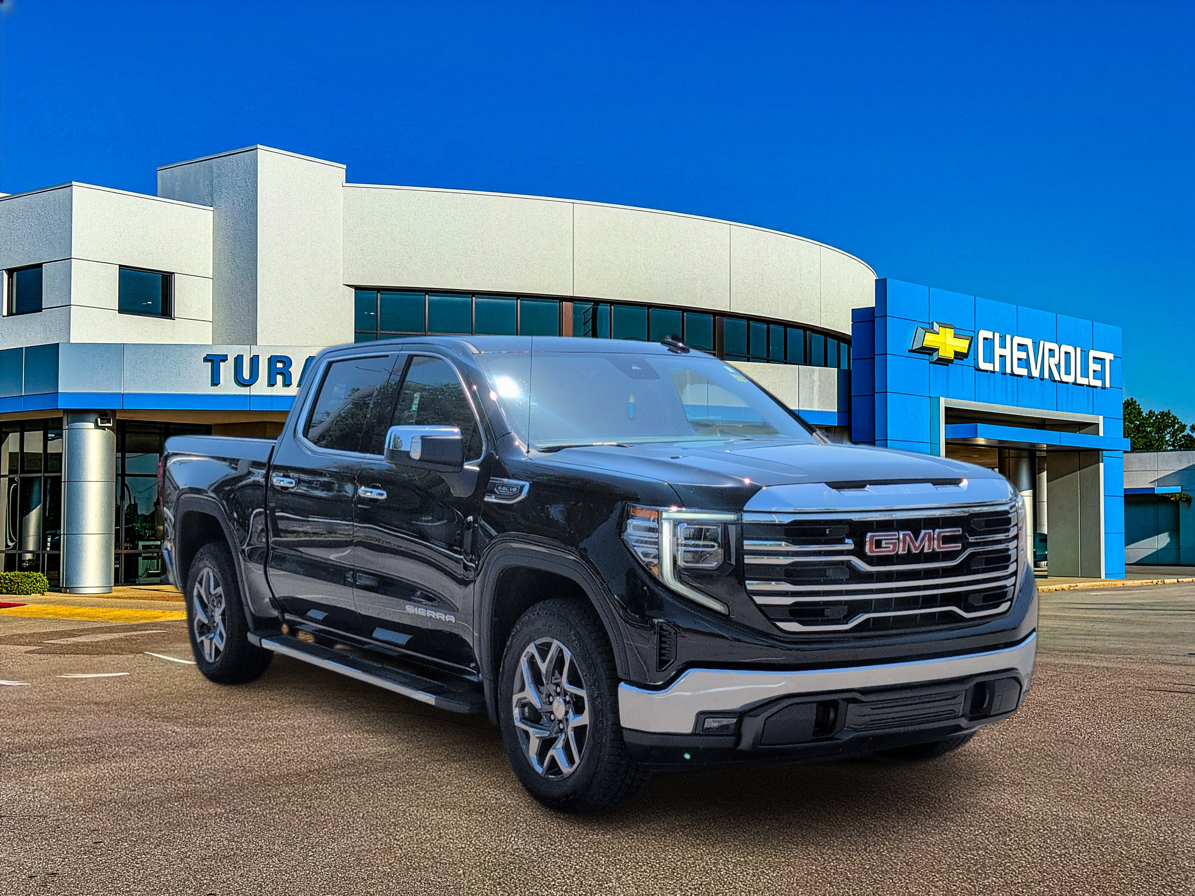 Used 2024 GMC Sierra 1500 SLT w/ SLT Premium Package RWD image 9