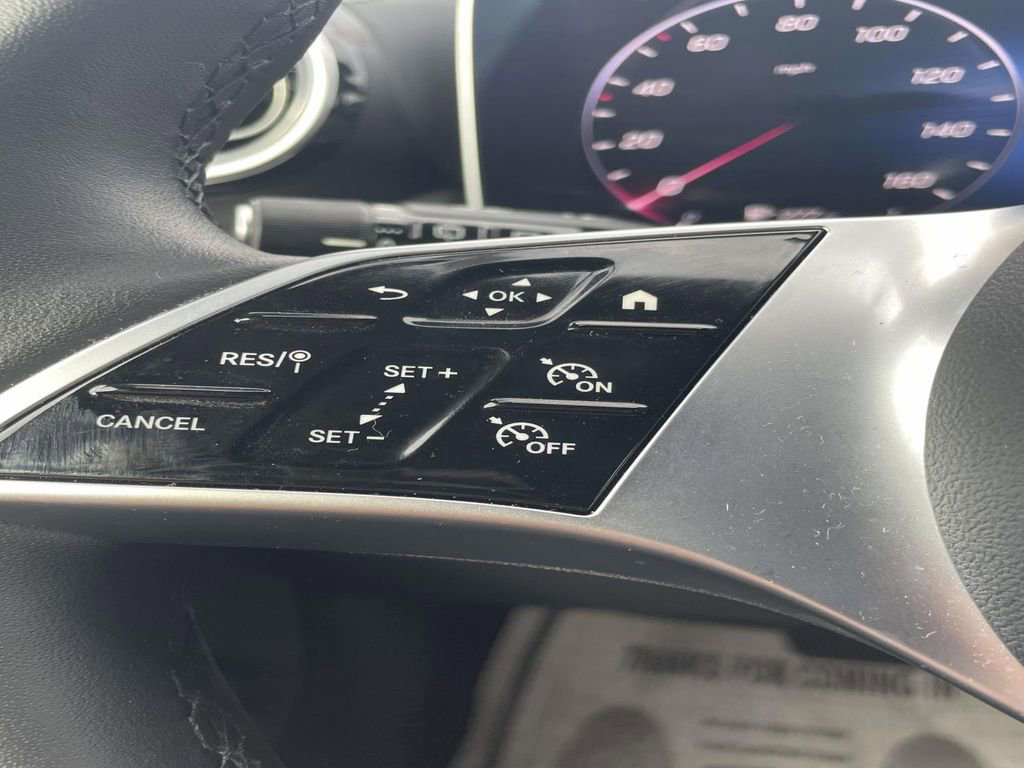 Used 2024 Mercedes-Benz GLC 300 image 24