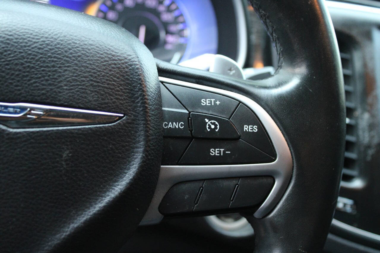 Used 2015 Chrysler 200 C w/ Navigation & Sound Group I image 24