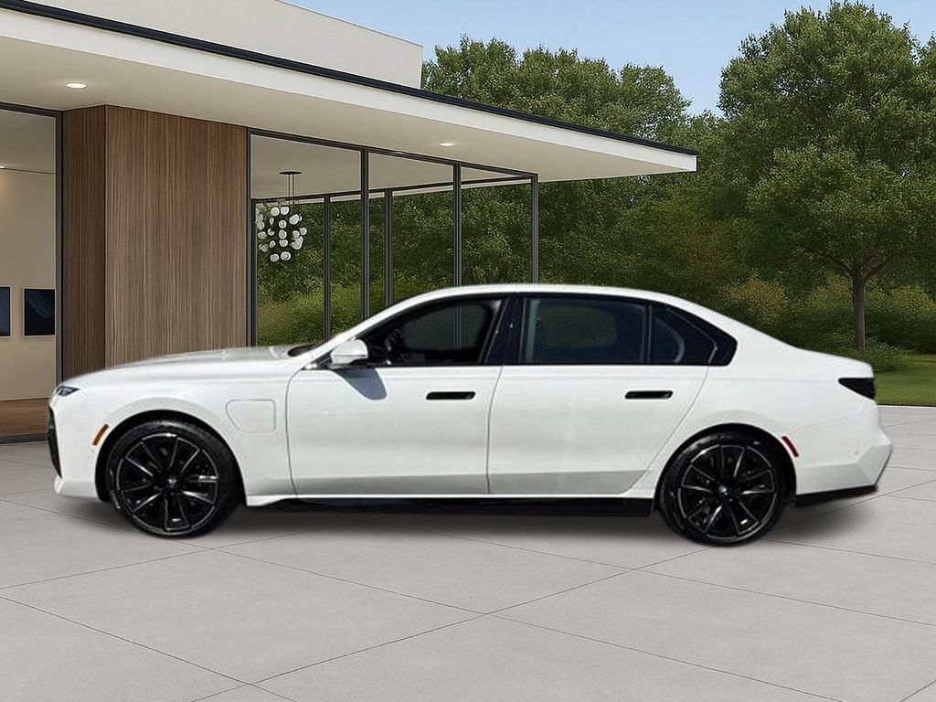 Used 2026 BMW 750e xDrive AWD/4WD image 13