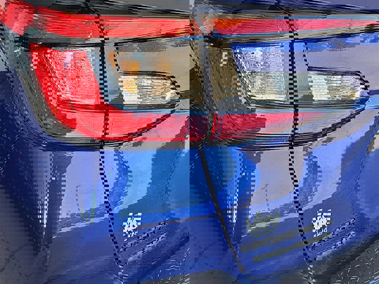 Used 2025 Subaru Crosstrek 2.5i Wilderness w/ Crosstrek Mirror Package image 31