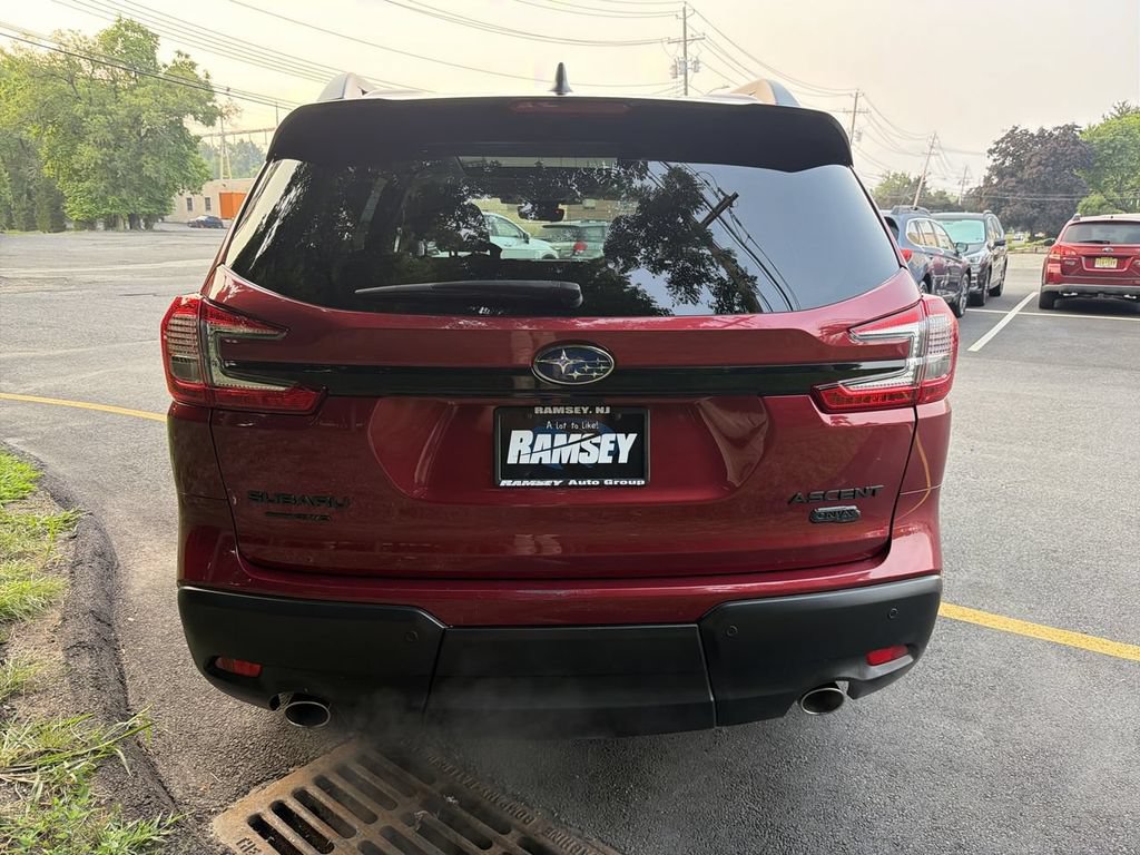 Used 2023 Subaru Ascent Onyx Edition AWD/4WD image 7