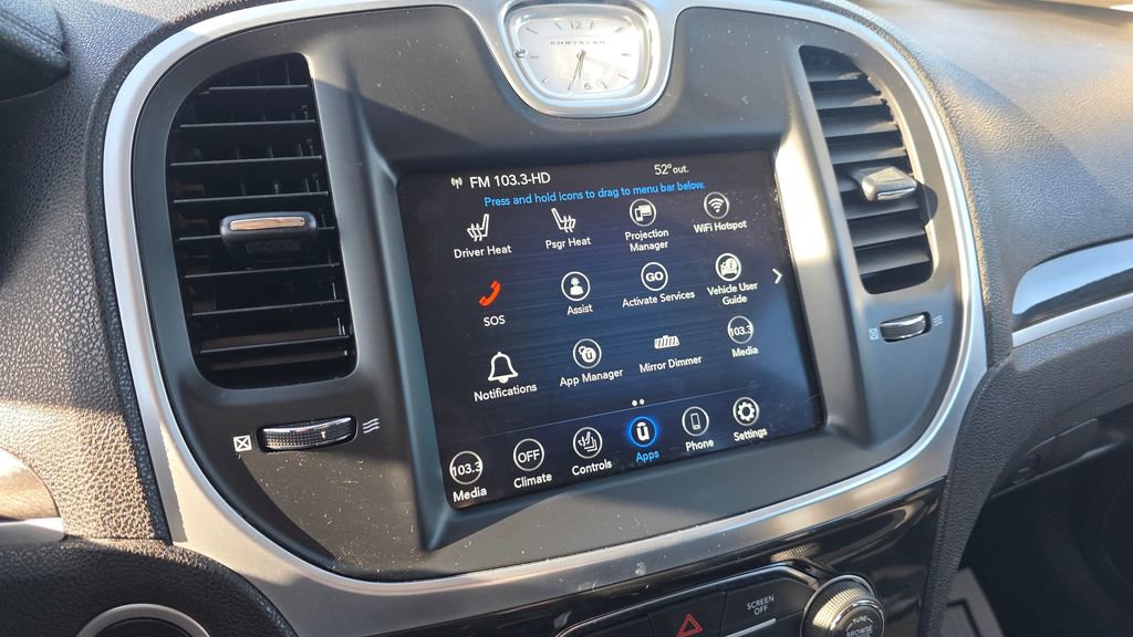 Used 2019 Chrysler 300 Touring w/ Quick Order Package 2EF image 18