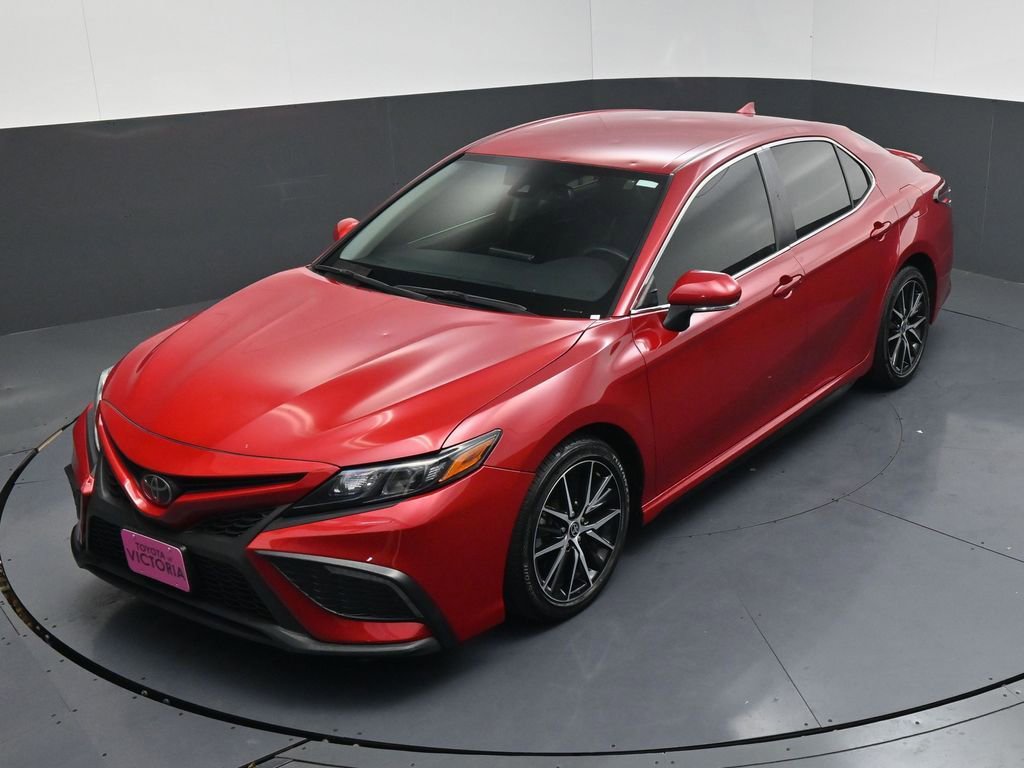 Used 2022 Toyota Camry SE image 15