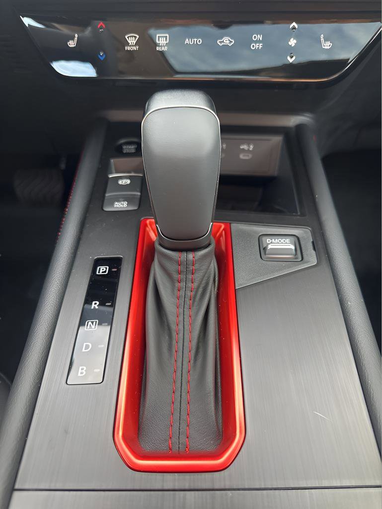 New 2026 Nissan Kicks SR w/ SR Premium Package AWD/4WD image 10