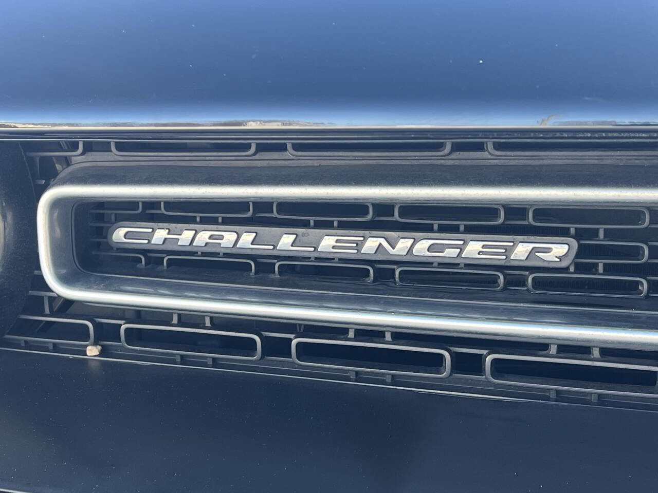 Used 2018 Dodge Challenger SXT image 21