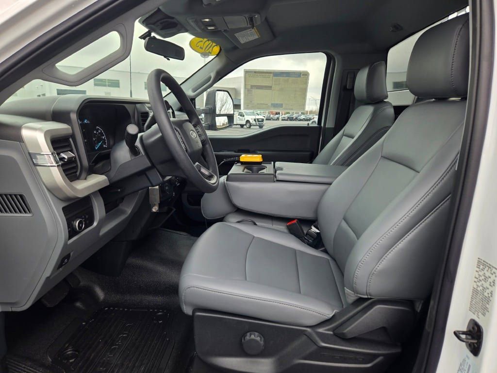 New 2025 Ford F350 XL w/ XL Chrome Package image 12