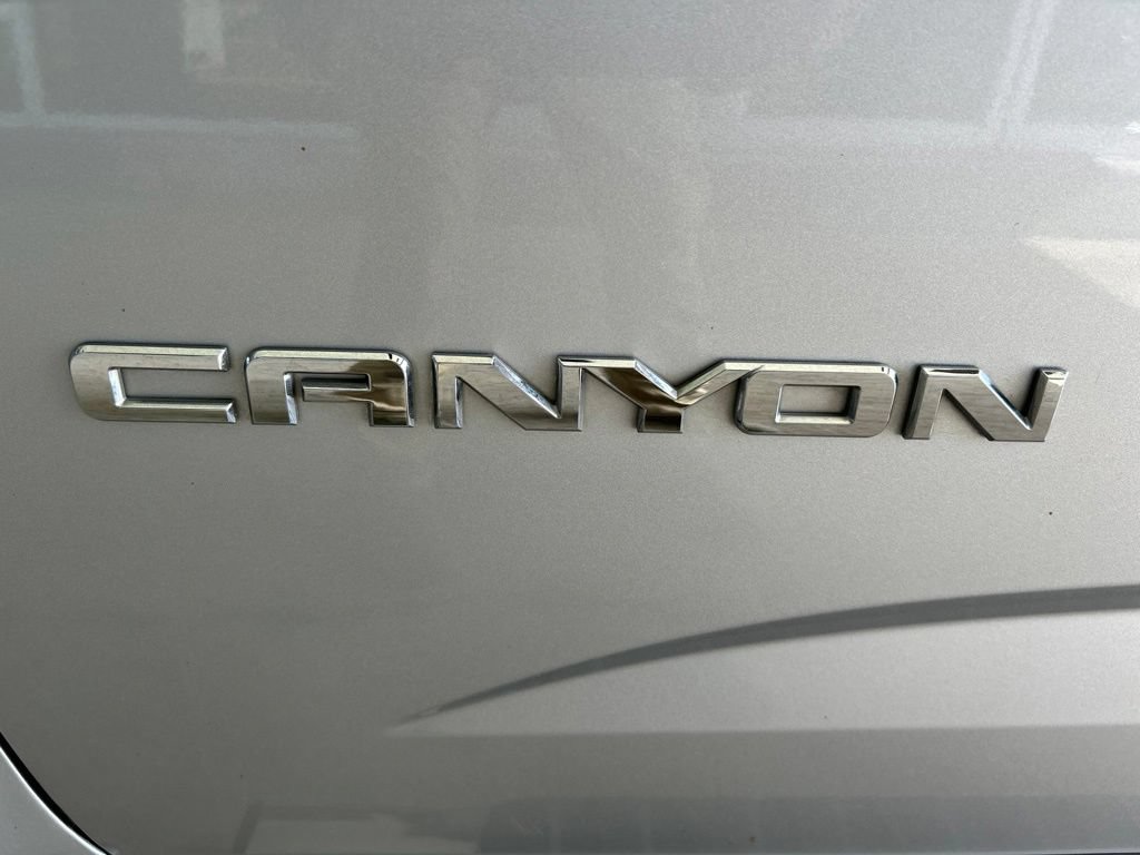 Used 2018 GMC Canyon SLE w/ SLE Convenience Package RWD image 23