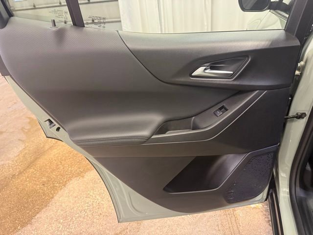 Used 2025 Chevrolet Equinox LT w/ Convenience Package II image 22