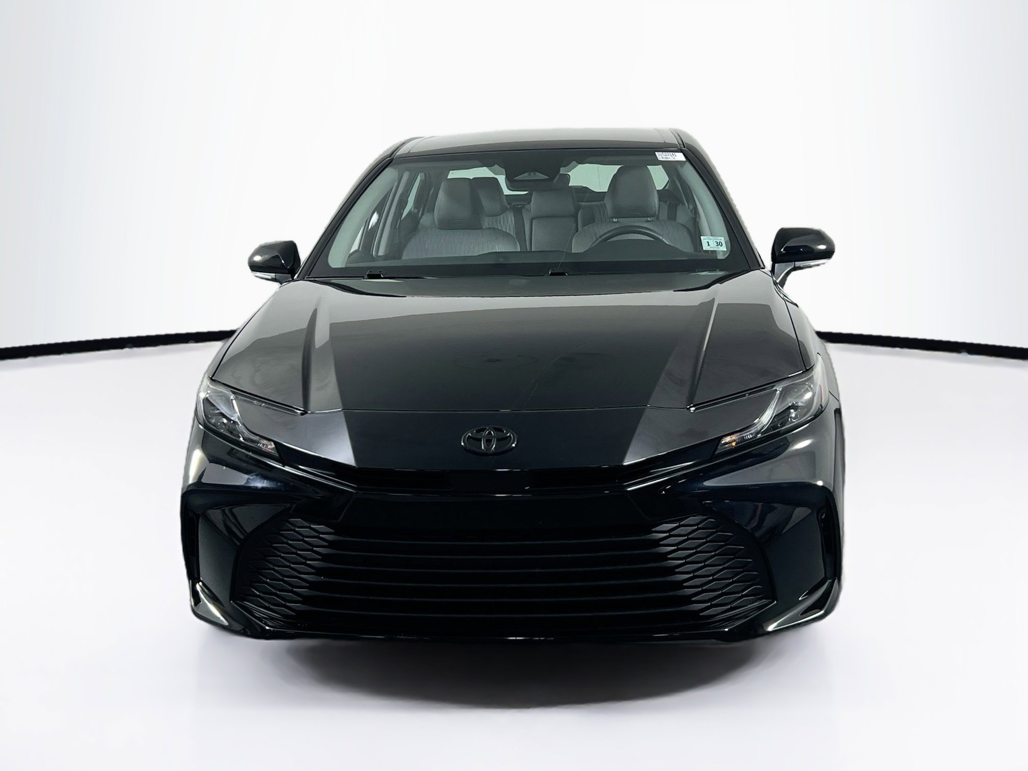 Used 2025 Toyota Camry LE w/ Convenience Package image 2