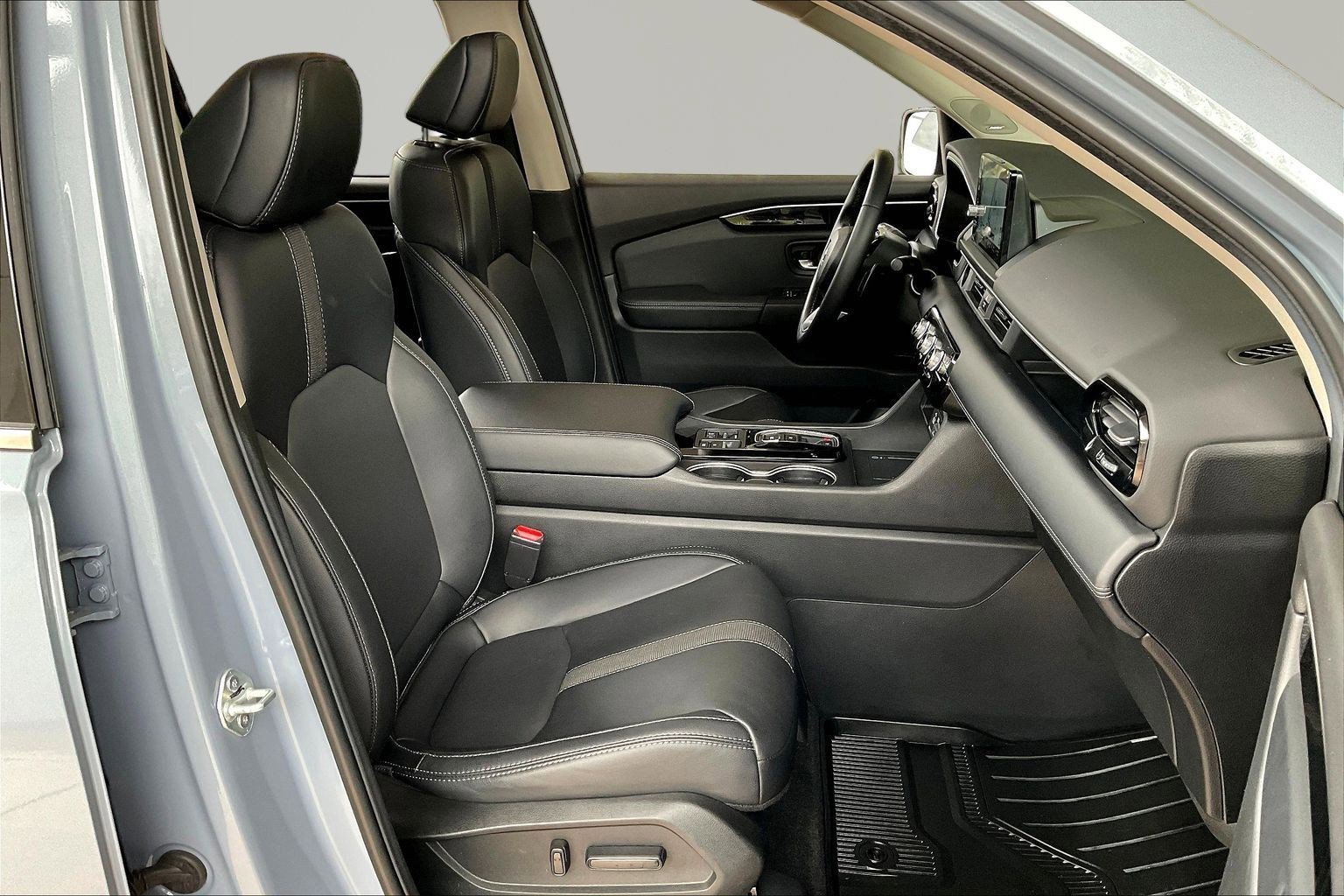 Used 2024 Honda Pilot Touring image 29