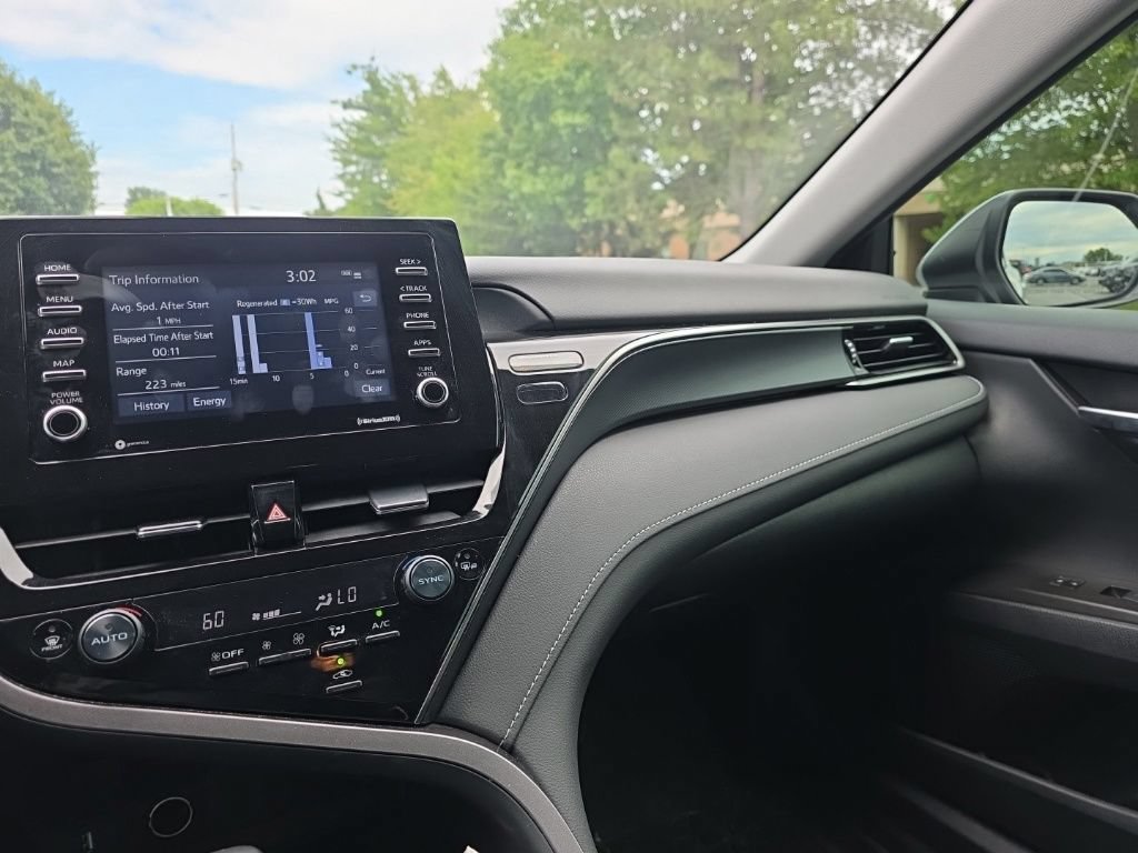 Used 2024 Toyota Camry SE FWD image 20