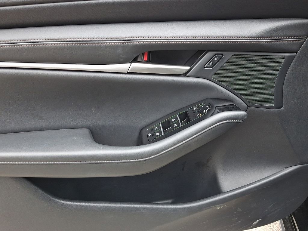 Used 2025 MAZDA MAZDA3 s image 12
