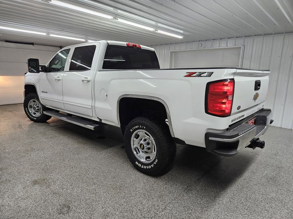 Used 2018 Chevrolet Silverado 2500 LT image 3