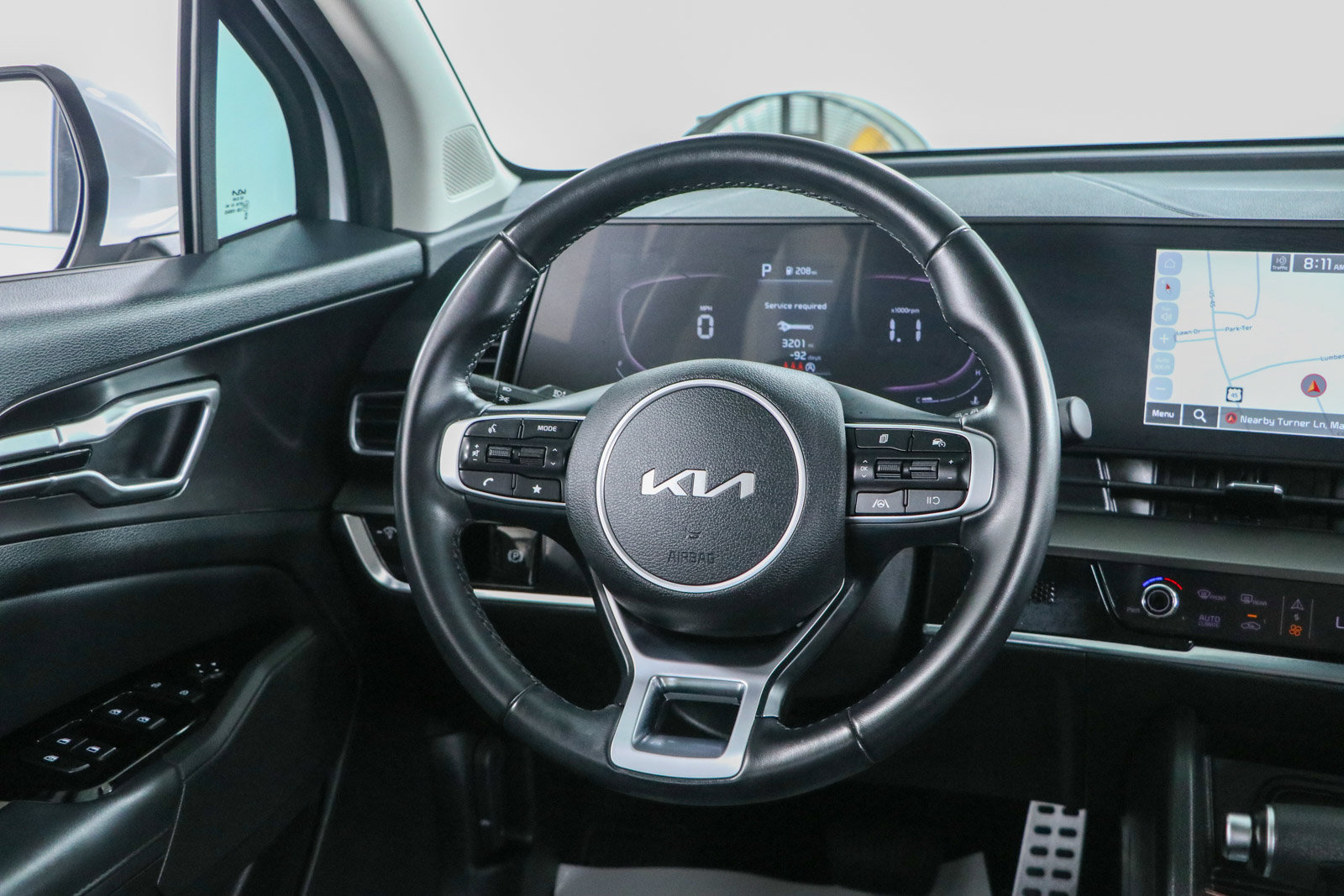 Used 2023 Kia Sportage EX FWD image 12