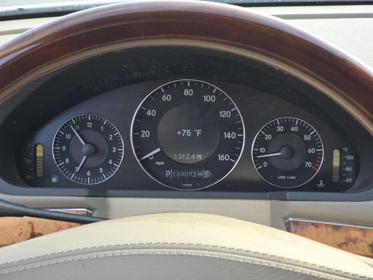 Used 2006 Mercedes-Benz E 350 4MATIC Sedan image 12