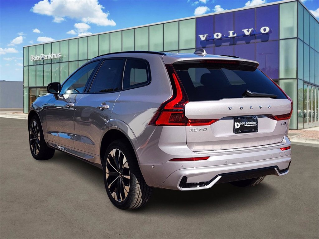 New 2026 Volvo XC60 B5 Plus w/ Climate Package image 31