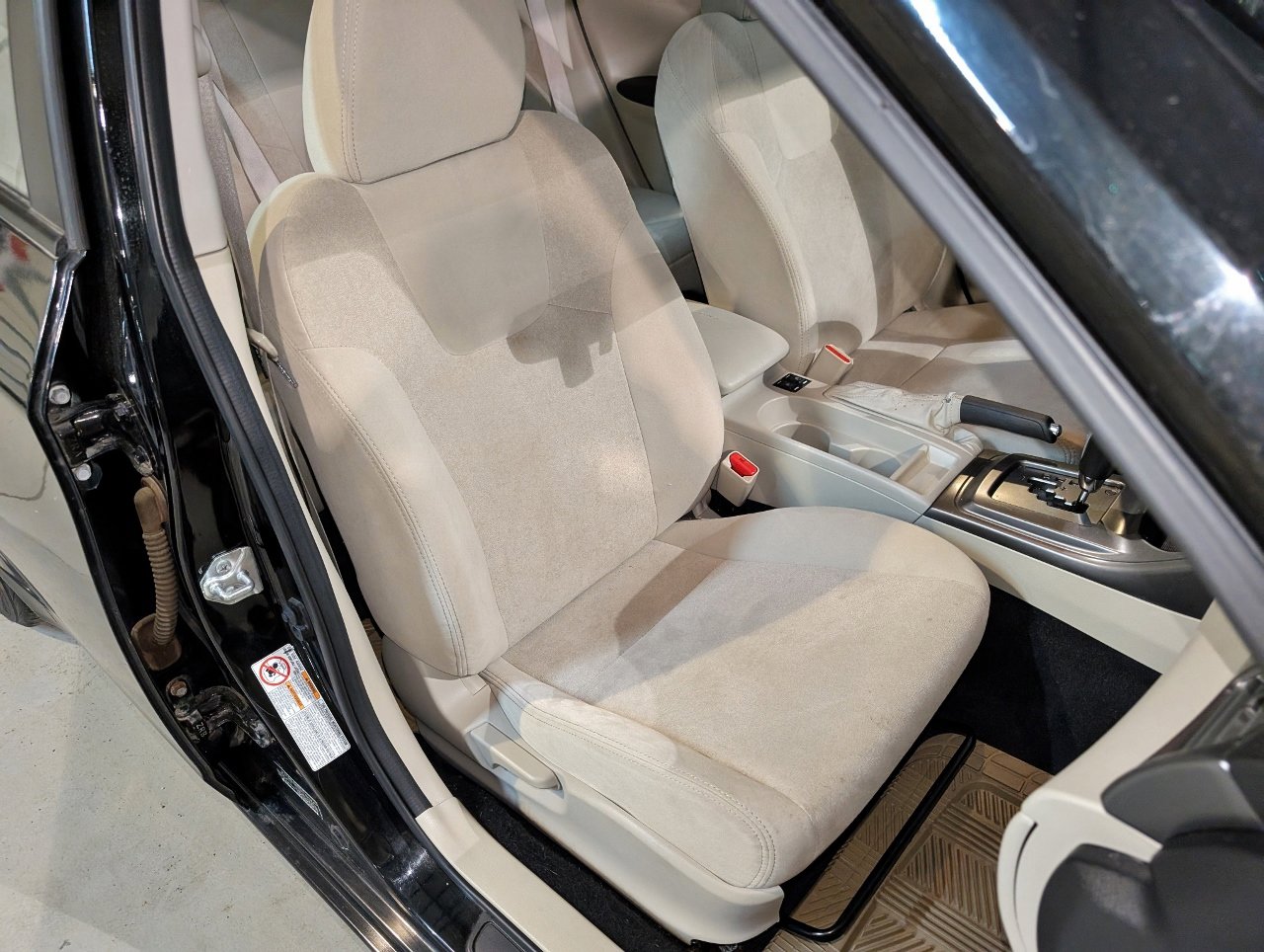 Used 2011 Subaru Impreza 2.5i Premium w/ PWR Moonroof Value Pkg image 29