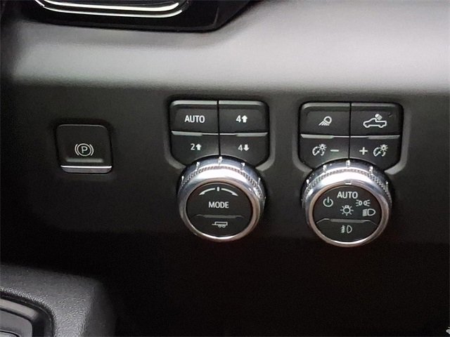 Used 2023 GMC Sierra 1500 AT4 w/ AT4 Preferred Package image 24
