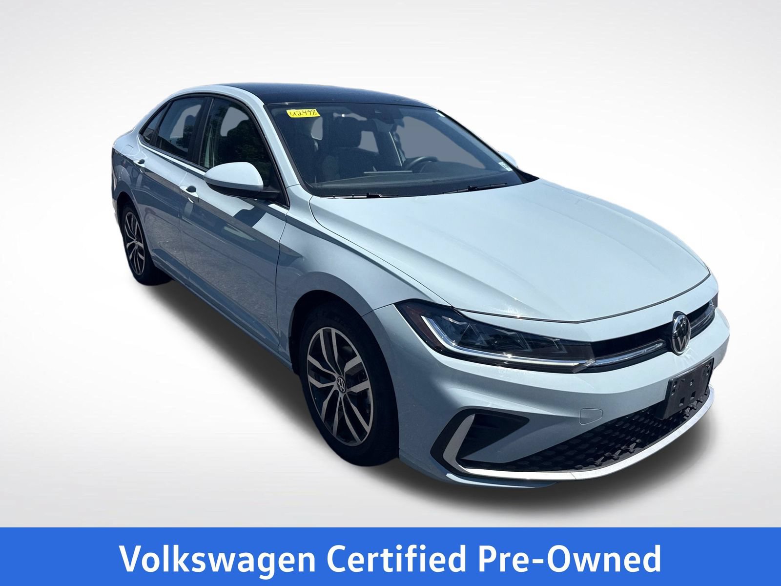 Certified 2026 Volkswagen Jetta SE FWD image 8