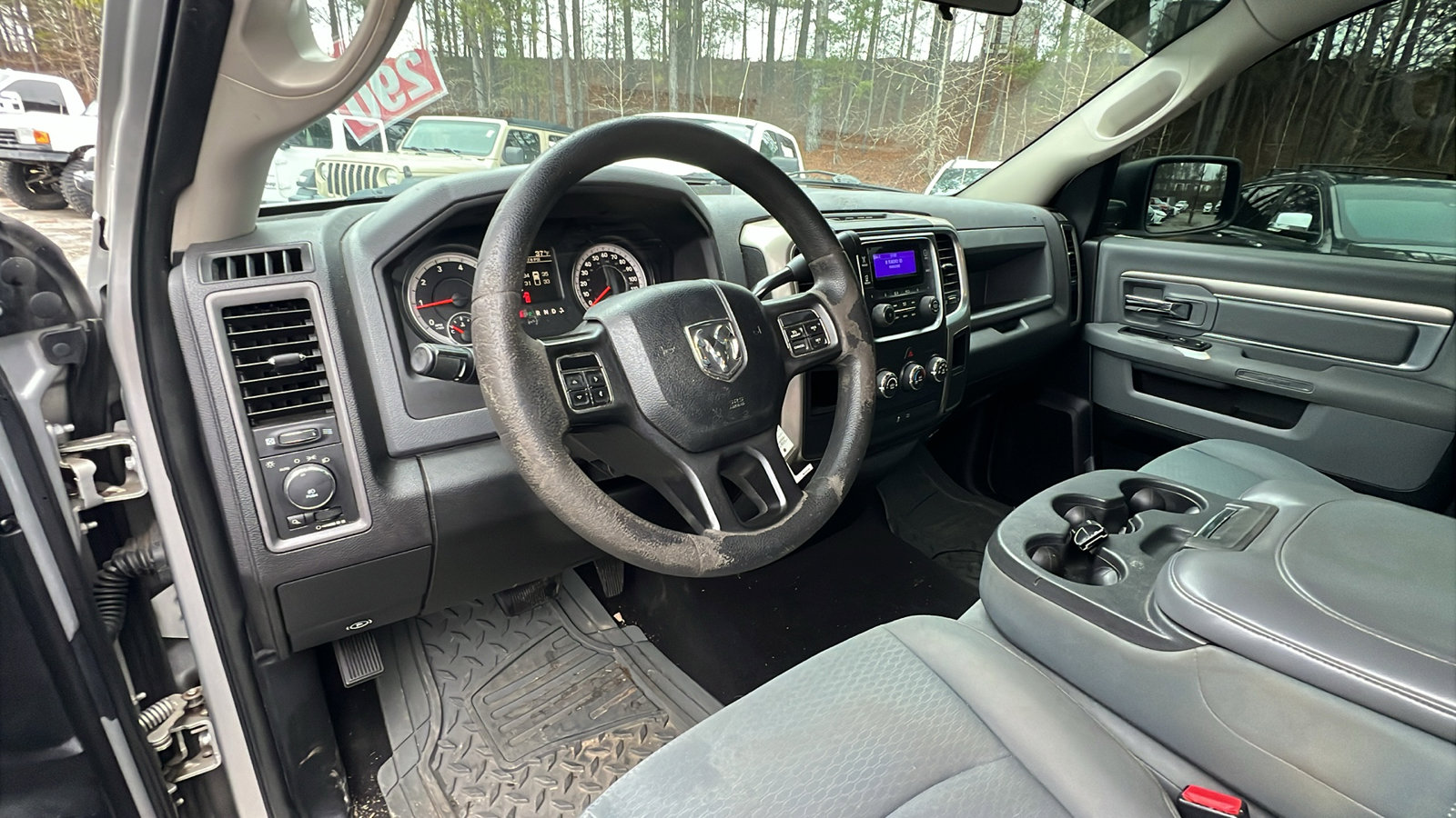 Used 2014 RAM 1500 Express image 20