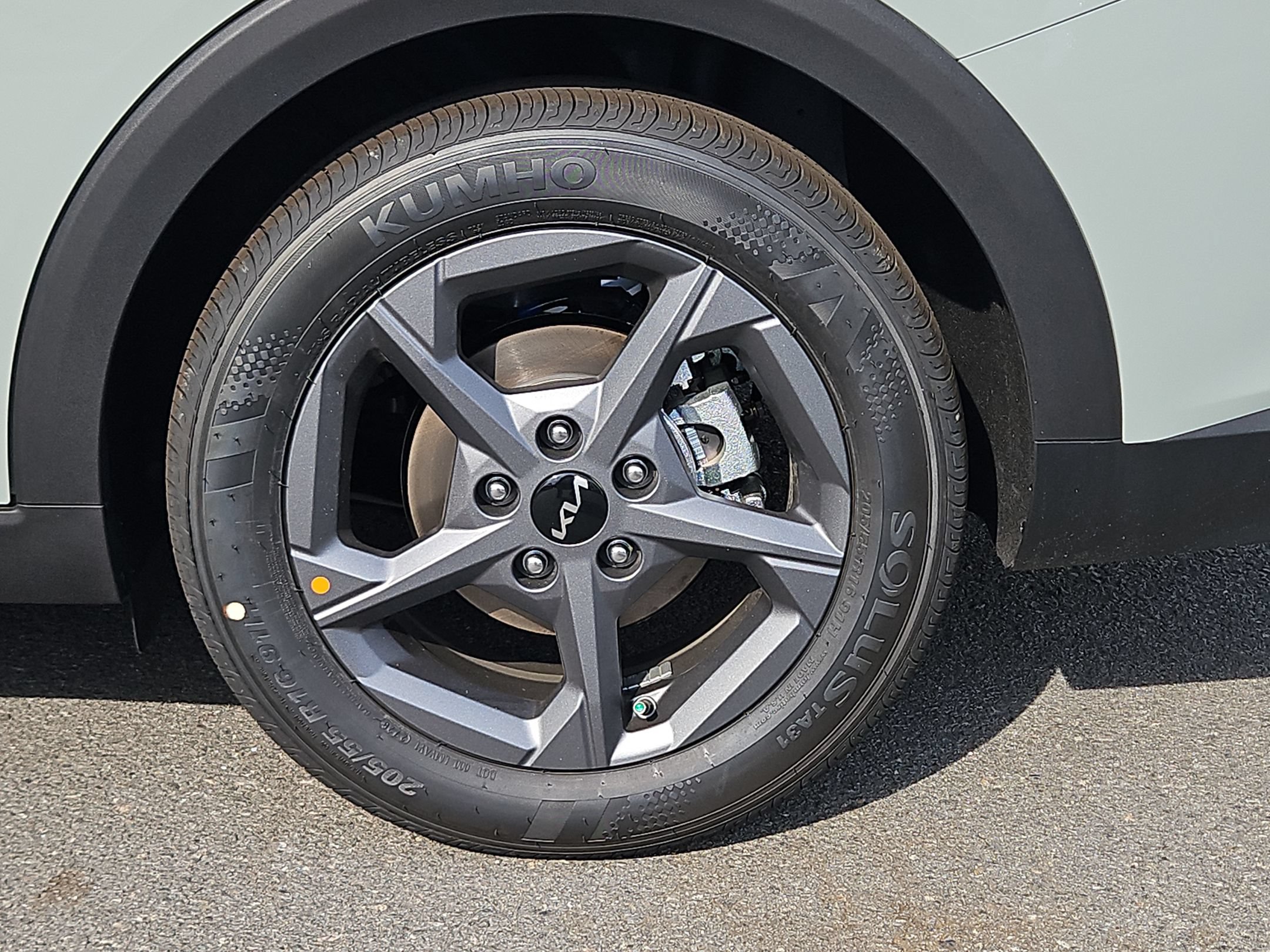 New 2026 Kia K4 FWD image 13