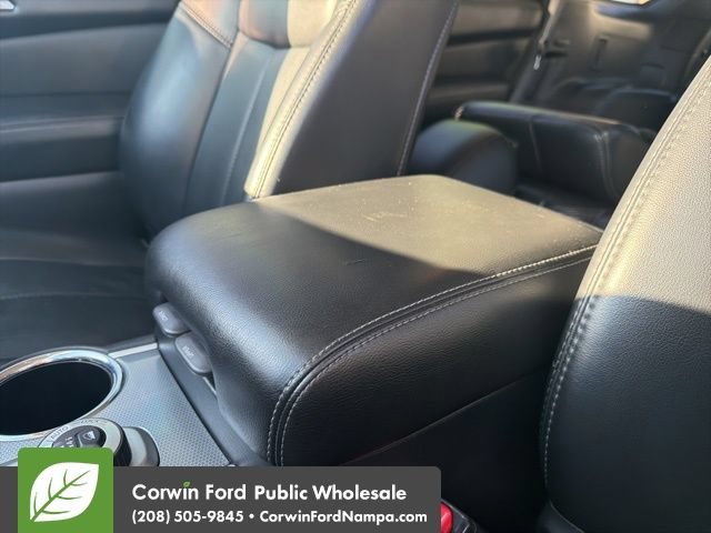 Used 2017 Nissan Pathfinder SL AWD/4WD image 21