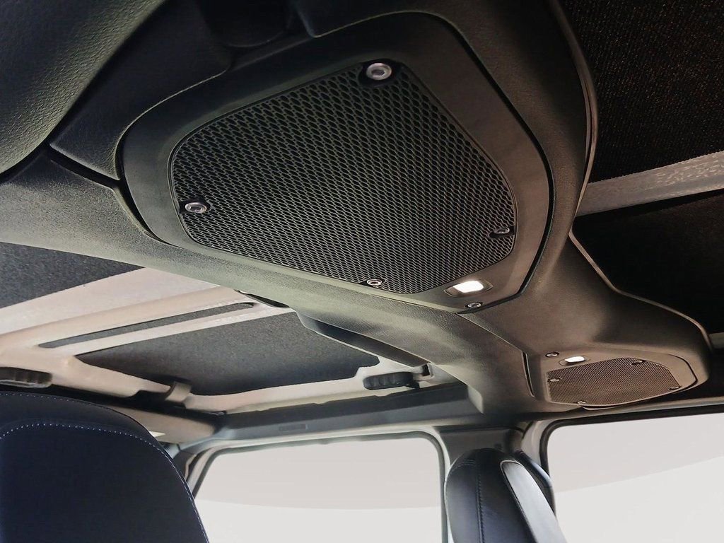 Used 2024 Jeep Wrangler Rubicon w/ Capability Package image 14